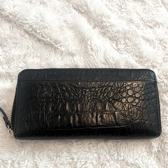 Kate Spade Wallet - Picture 2 of 5